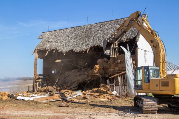 Barn Demolition in Pearland
